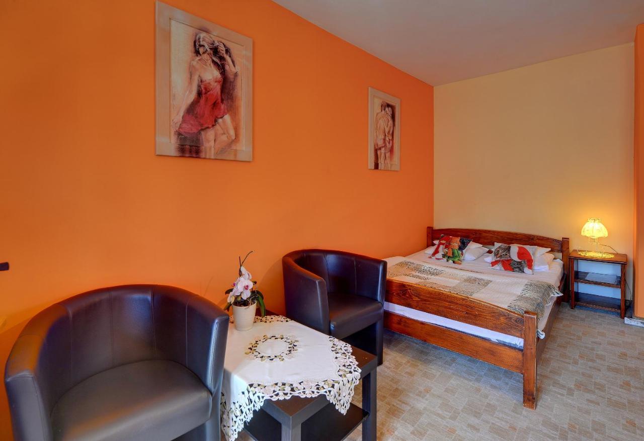Apartamenty I Pokoje Karpacz - Centrum Karpacza, Parking W Cenie! Esterno foto