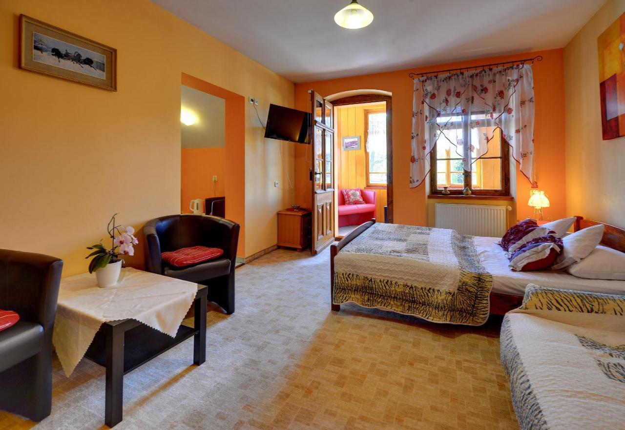 Apartamenty I Pokoje Karpacz - Centrum Karpacza, Parking W Cenie! Esterno foto